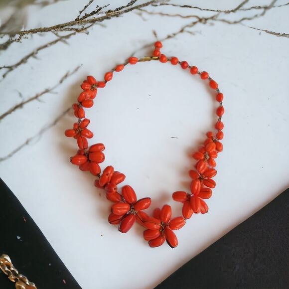 Red Flower Necklace - Vintage Beads - Signed M. West Germany - Picture 2 of 9